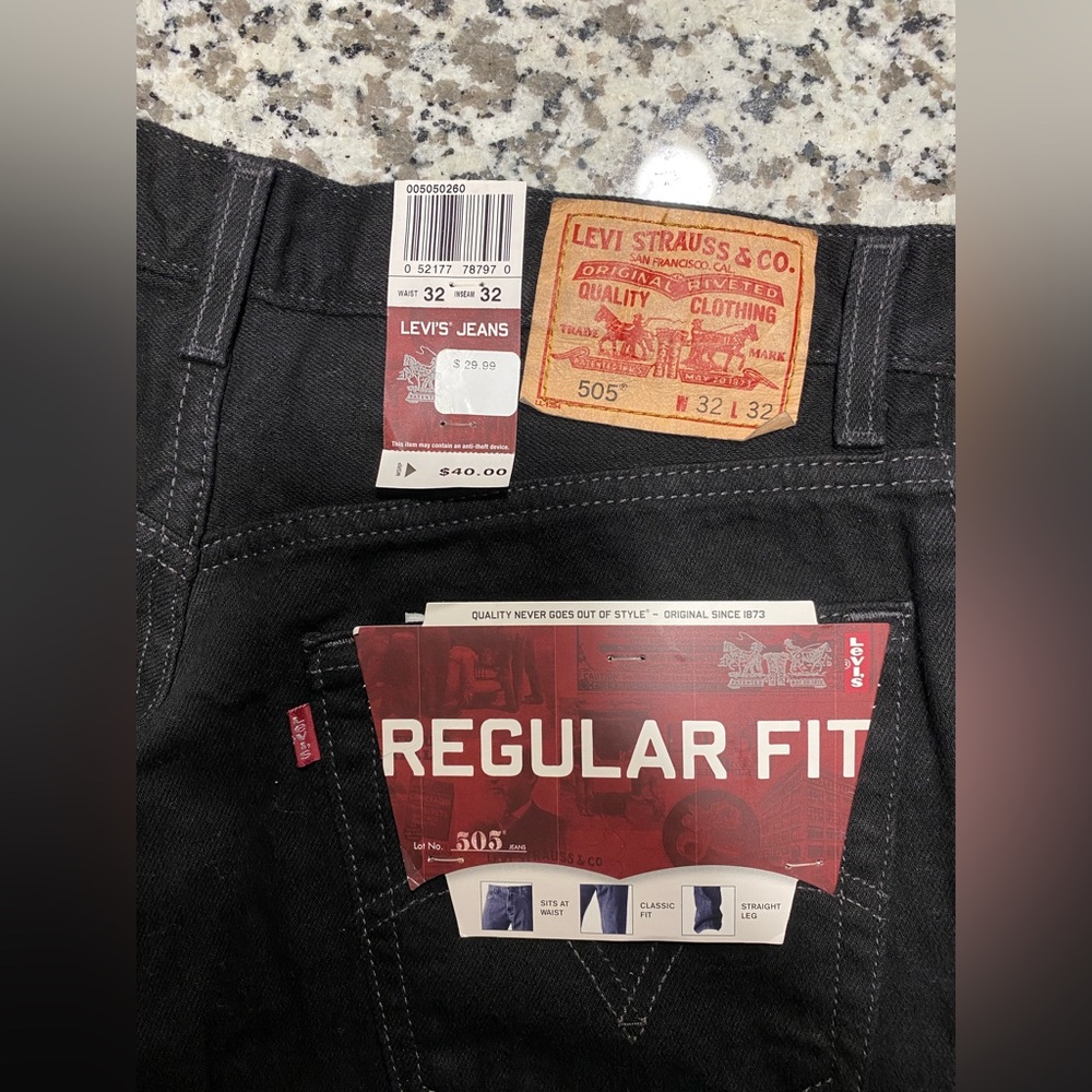Levi Strauss 505 Black Jeans Regular Fit  W:32 L:32